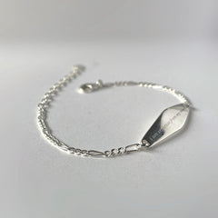 Silver Figaro Mindfulness Bracelet Engraved with the phrase "i am separate from my mind"